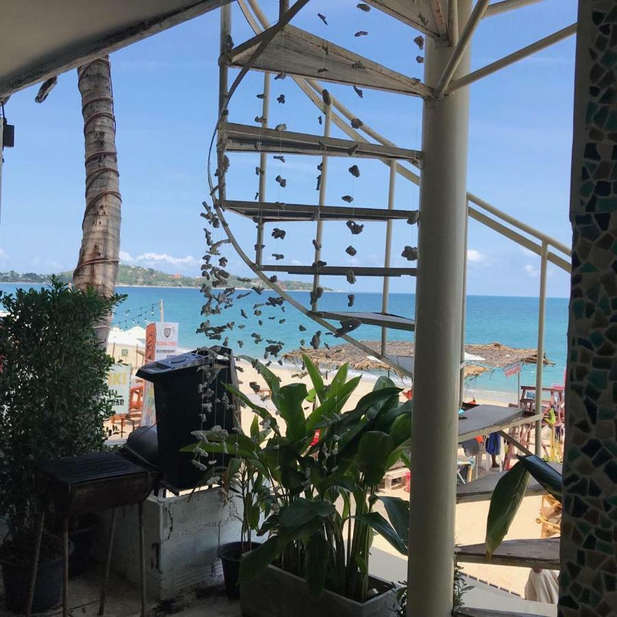 Oasis Beach Gasthuis *