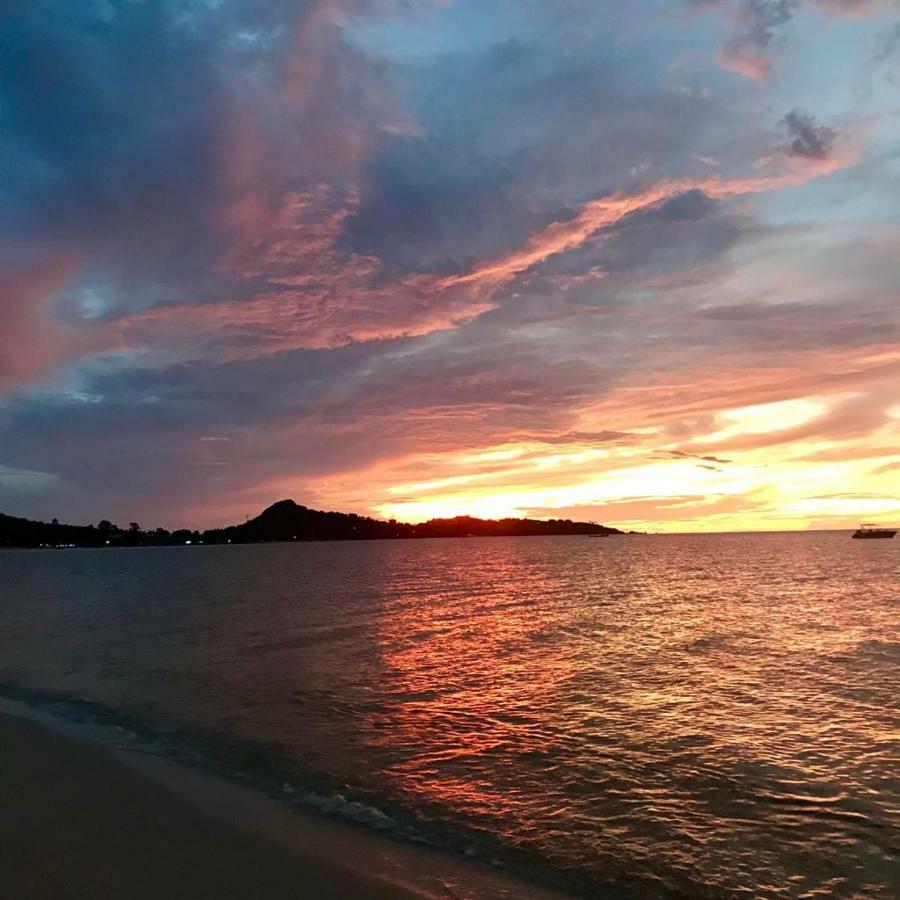 Gjestgiverier Oasis Beach Ko Samui